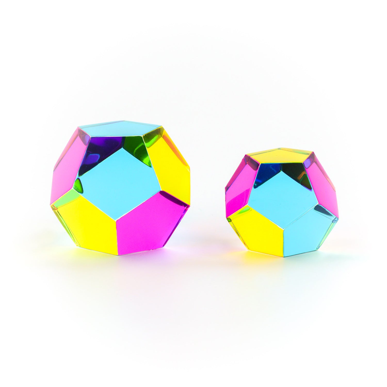 Mundus from CMY Cubes Multi-coloured dodecahedron. Platonic Solid
