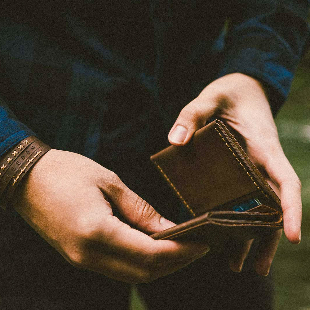 Loyal Workshop Keeper Leather Wallet